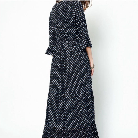 Hayden LA Navy Floral V-Neck Tiered Maxi Dress - Picture 4 of 11